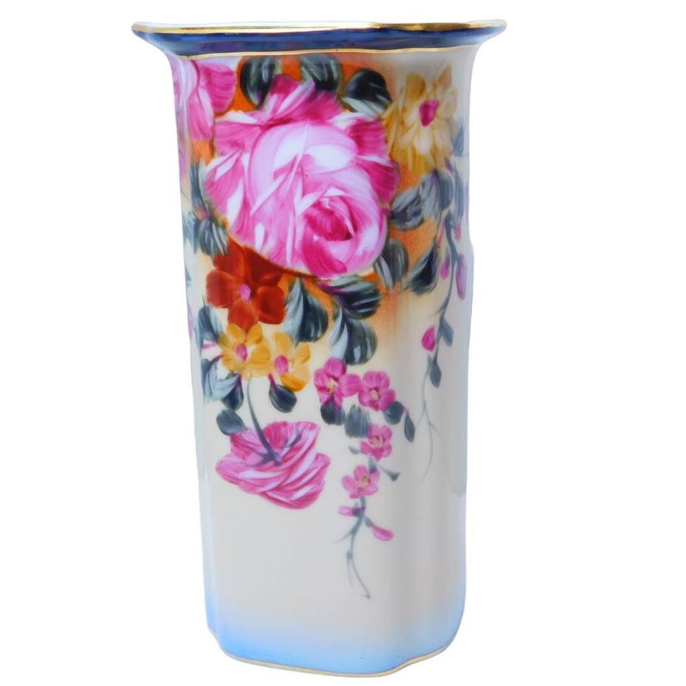 Beautiful Rose Floral  Gold Trimmed Georgian-Style Ceramic Vase